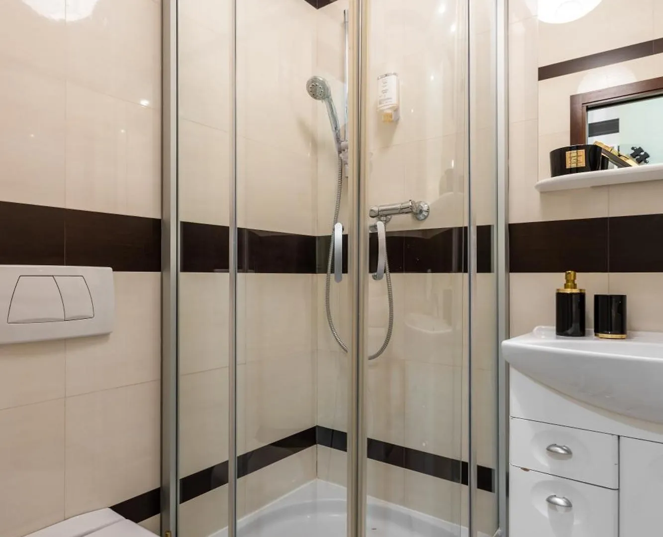 Golden Apartments In Warsaw - Apartment In The Center - Plac Konstytucji