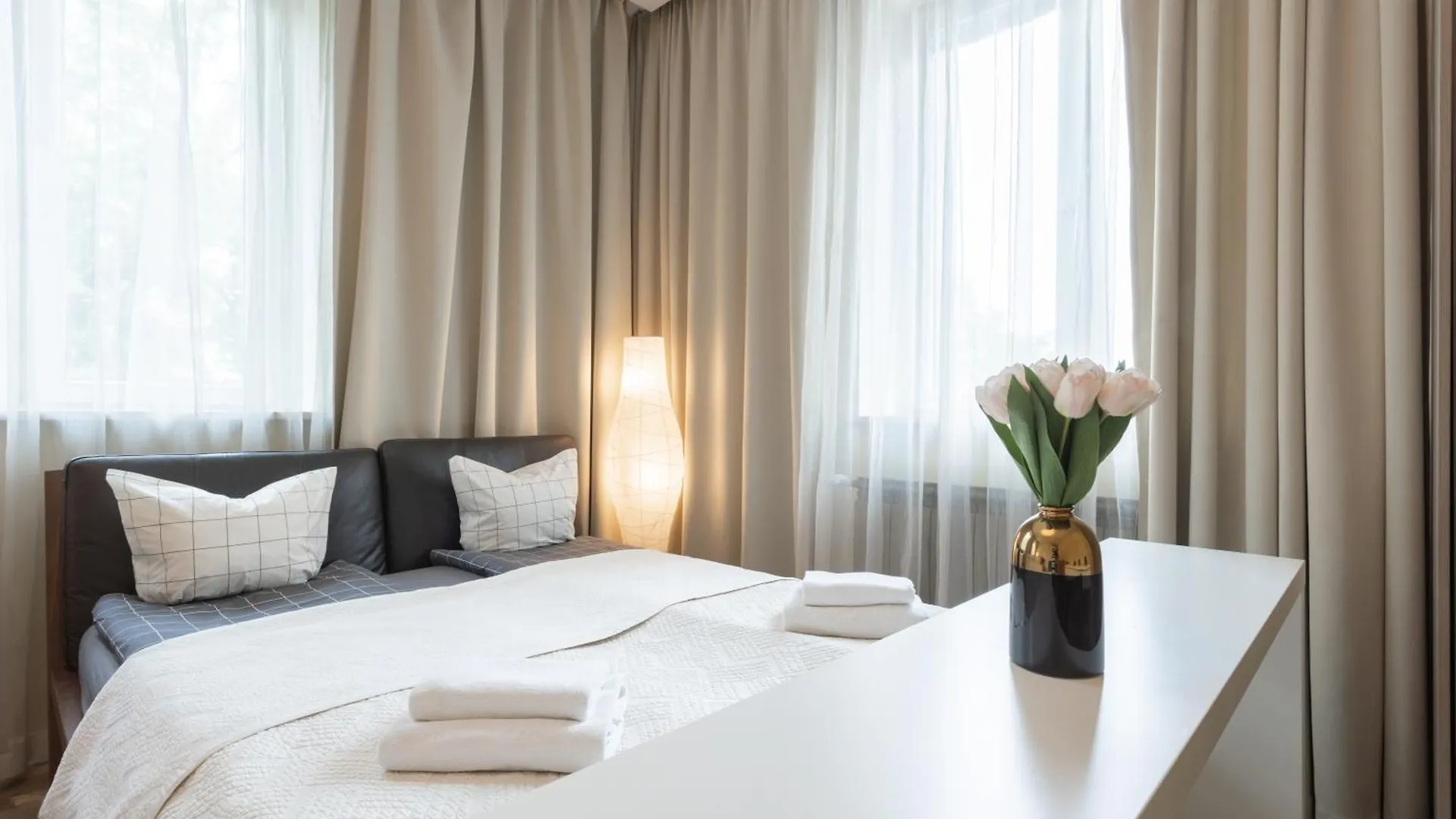 Golden Apartments In Warsaw - Apartment In The Center - Plac Konstytucji 0*,  Poland