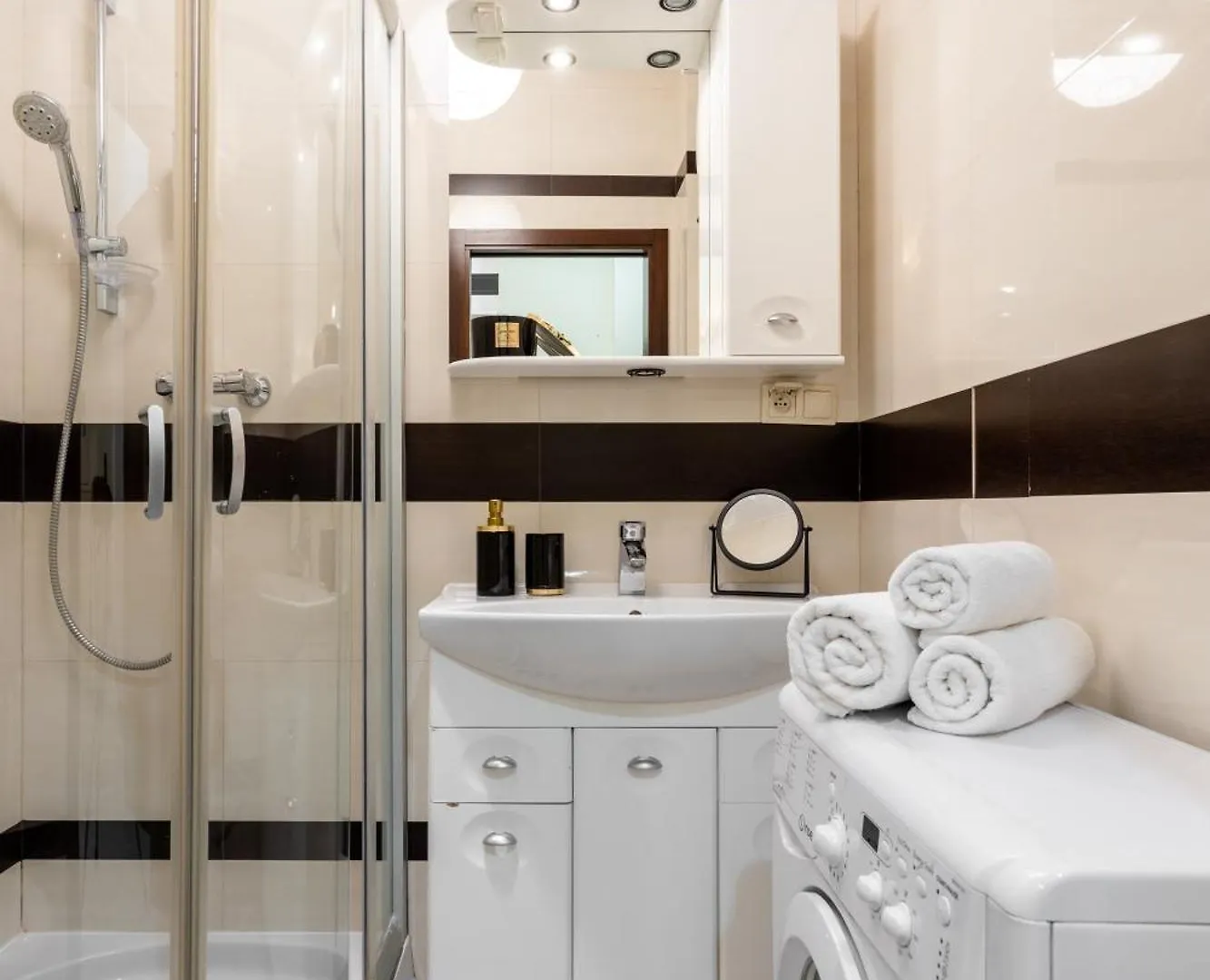Golden Apartments In Warsaw - Apartment In The Center - Plac Konstytucji